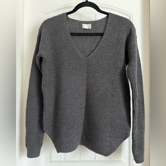 Aritzia Wilfred Free Wolter Sweater - Picture 1 of 4